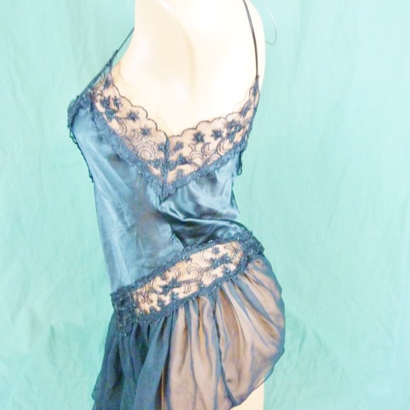 Victorias Secret Medium Babydoll Nighty Chemise - Picture 7 of 12